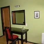 Guest House Motel