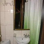 Motel Guest House *