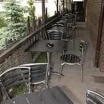 Guest House *
