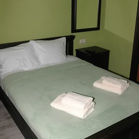 Guest House 汽车旅馆 *