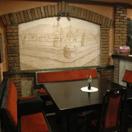 Guest House 汽车旅馆 利沃夫