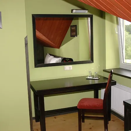 Guest House *