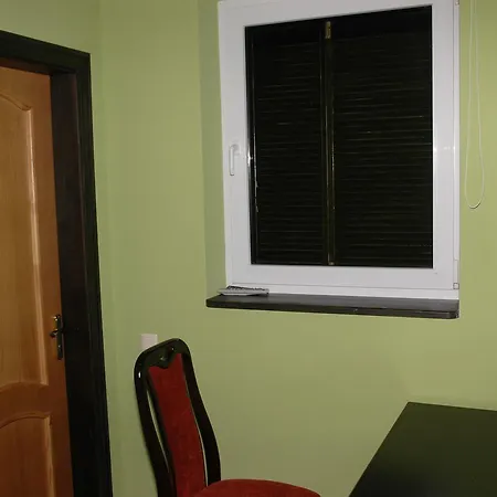 Guest House Motel