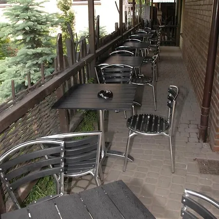 Guest House *