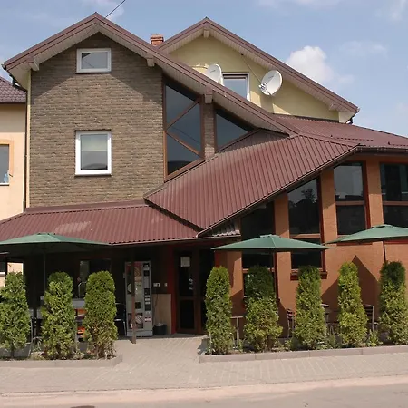 Guest House 汽车旅馆 利沃夫