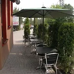 Guest House Motel