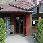 Guest House *