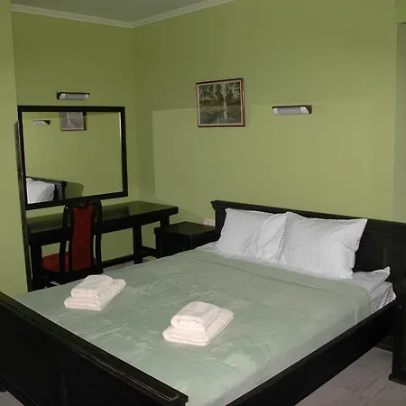 Guest House Motel *